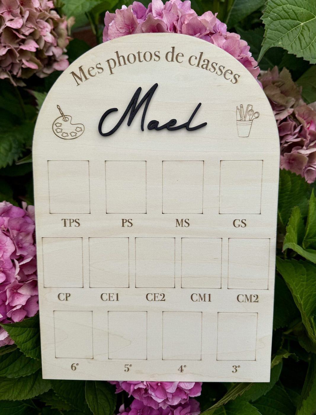 Planche photos de classe forme arrondie, prénom Maël gravé noir